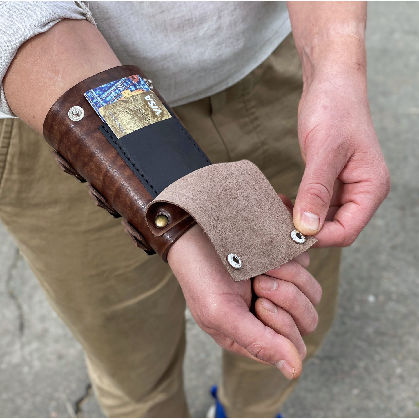 Handmade Leather Wrist Wallet Bracelet – Vintage Card Holder with Custom Engraving